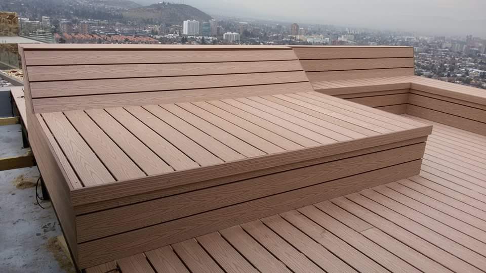 Revestimiento Deck TimberTech Piso en Terraza con Jacuzzi Hogar DVP